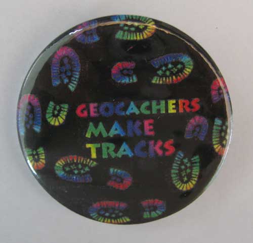 Knapp, 44mm. Geocachers make tracks